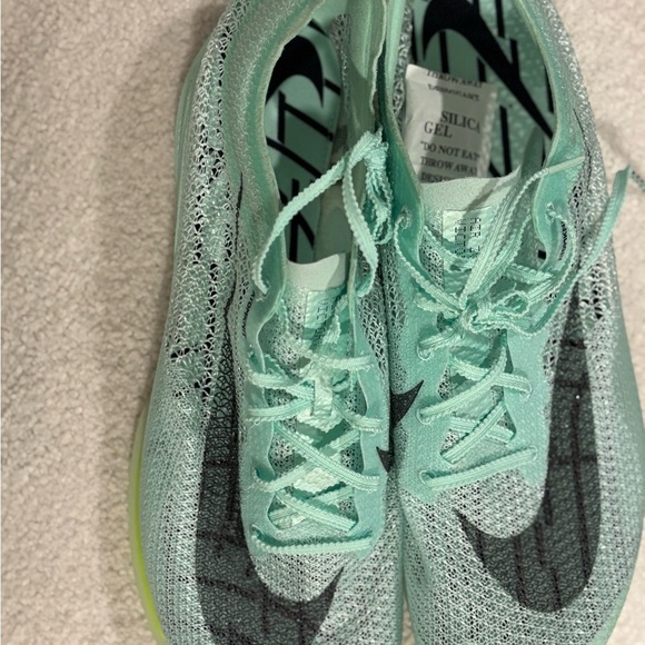 Nike Air Zoom Victory Track Spikes-Size 15 US-Mint Green- no spikes included - Picture 4 of 16